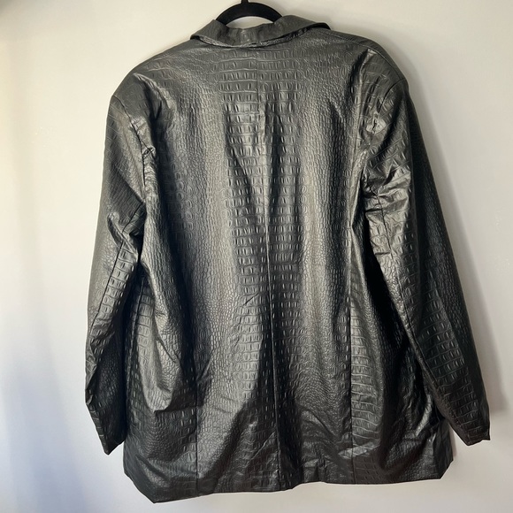 PLT Black Faux Leather Croc Oversized Dad Blazer - Picture 2 of 3